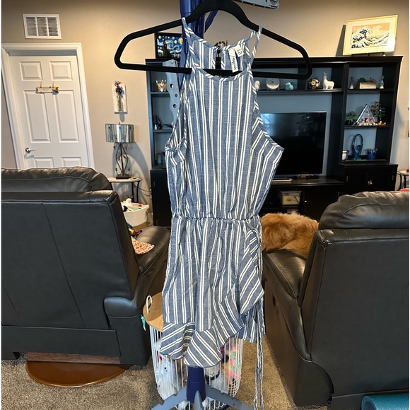 Speechless Pants - Speechless spaghetti straps, blue/white striped Romper. Size XS